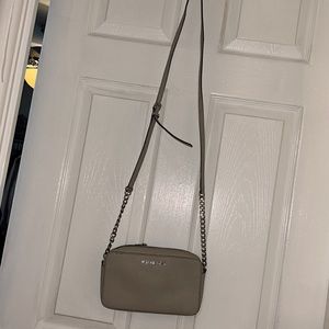 michael kors crossbody